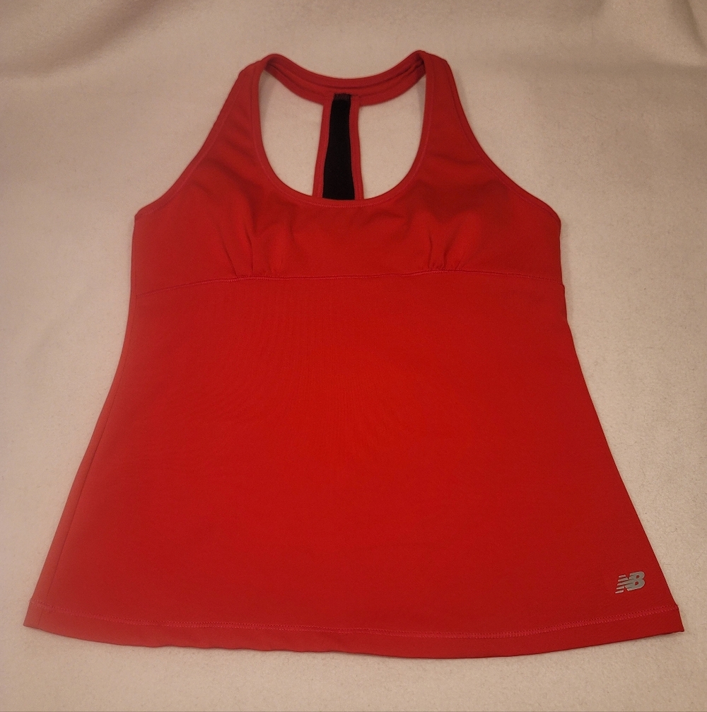 0844. EUC ~ New Balance ~ Red ~ Athletic Top ~ Ruched ~ T-Back ~ Style & Comfort